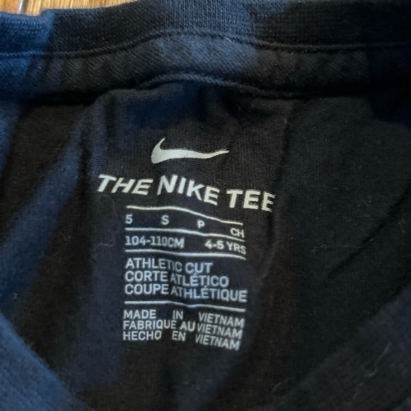 9 Pieces Nike Champion DSG All In Motion Athletic Shorts Tops Girls Size 4/5 - Picture 15 of 15